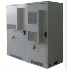 Cabinet IP55 extérieur entièrement adapté aux besoins du client avec l'espace 40U d'utilisateur de norme européenne de trois points