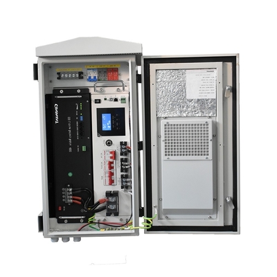 Système imperméable 3KW - 5KW d'UPS de protection de Sun du Cabinet IP55 extérieur électrique